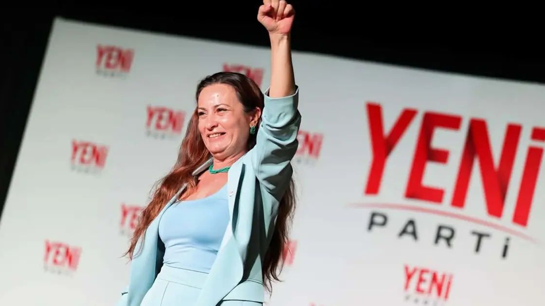YENİ Parti Manisa İl Başkanı İlksen Özalper gözaltına alındı — NTV haberinde yayımlanan fotoğraf