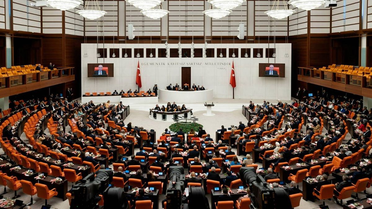 YENİ Parti'nin basın özgürlüğü araştırma önergesi TBMM'de reddedildi — Cumhuriyet — Son Dakika haberinde yayımlanan fotoğraf