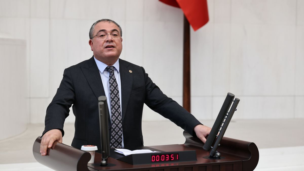 YENİ Partili Karakoz çiftçi sorunları için Meclis araştırması istedi — Evrensel haberinde yayımlanan fotoğraf