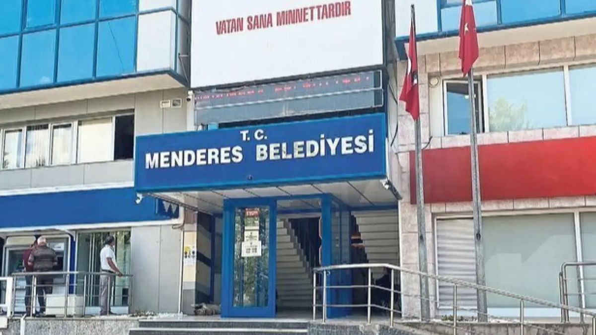 Menderes'te başkan vekilliği seçimi için YENİ Parti ile CHP uzlaşı arıyor — Evrensel haberinde yayımlanan fotoğraf