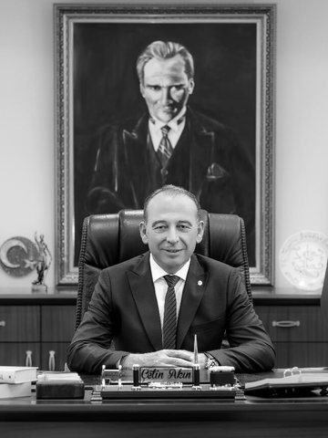 Çetin Akın portresi