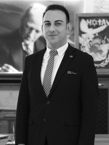 Halil İbrahim Özgün portresi